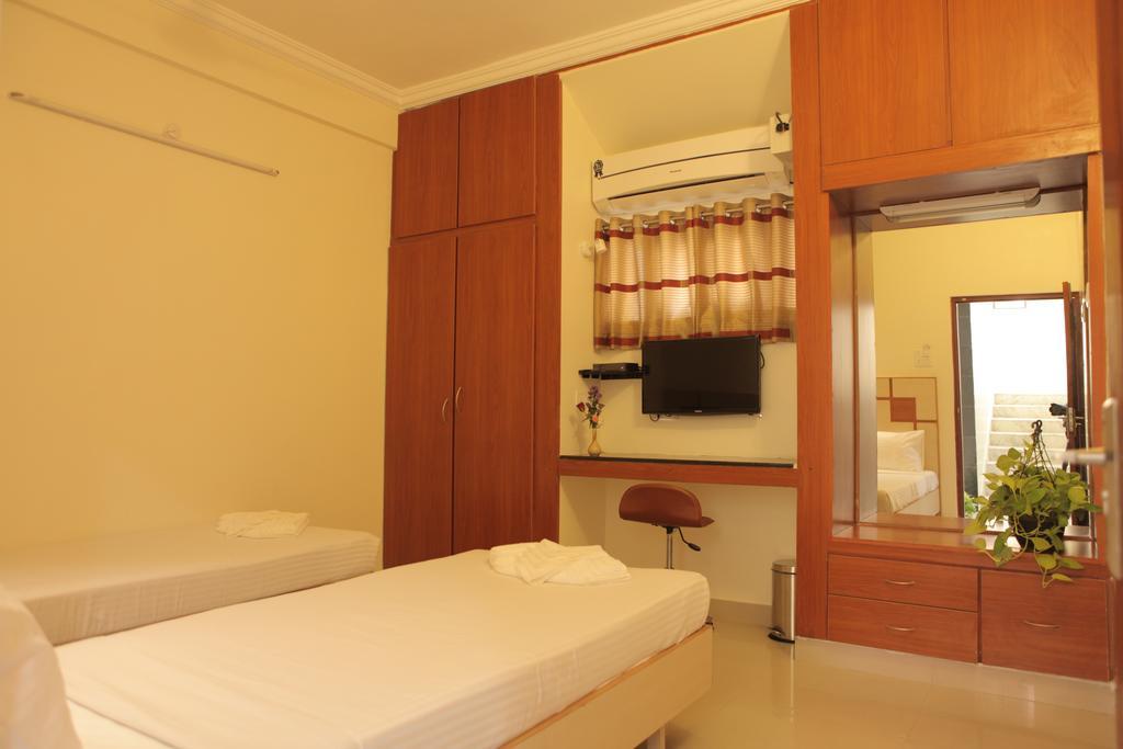 Our Nest Hotel Hajdarabad Zewnętrze zdjęcie