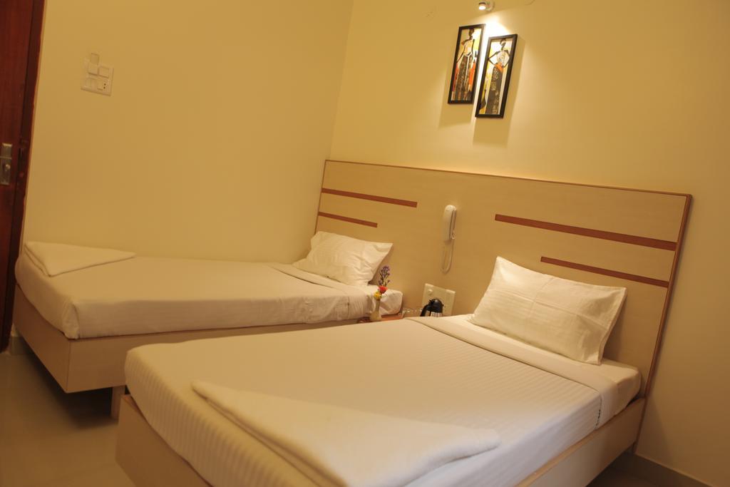 Our Nest Hotel Hajdarabad Pokój zdjęcie